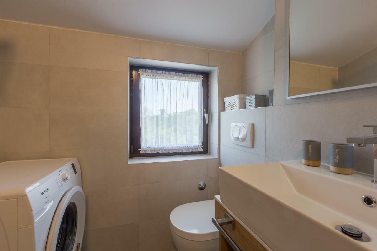 Apartment Lungera بولا المظهر الخارجي الصورة